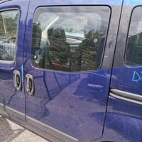 Porta laterale sx nuda PEUGEOT BIPPER del 2009
