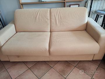 Divano 3 posti con letto matrimoniale