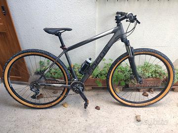 MOUNTAIN BIKE PRATICAMENTE NUOVA FOCUS WHISTLER3.9