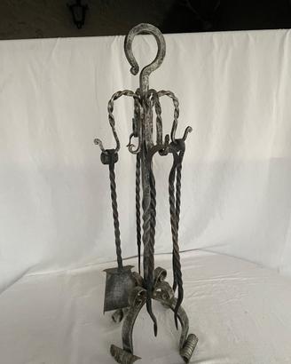 Set accessori per camino