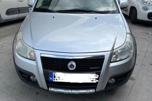 FIAT SEDICI CON ASSICURAZIONE
