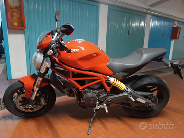 Ducati Monster 797 Plus