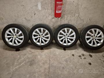 Cerchi in lega Alfa Romeo Giulietta 16"