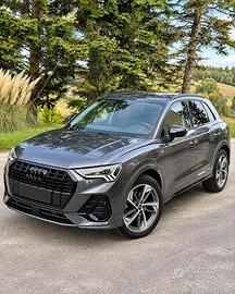 AUDI Q3 35  MHEV S TRONIC - S LINE BLACK LINE