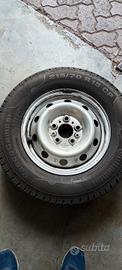  cerchi e gomme 215 70 15 C