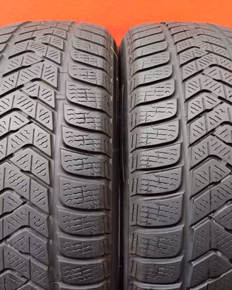 215 65 16 Gomme Invernali 65% Pirelli 215 65R16