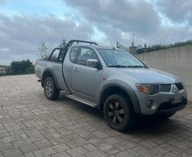 Mitsubishi l200 2007 1340000