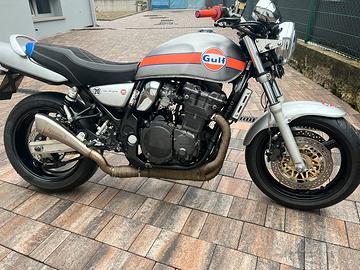 Suzuki gsx 750 inazuma