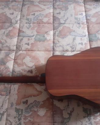 CHITARRA ACUSTICA PARI AL NUOVO