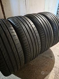 4 gomme 235/45/18 estive