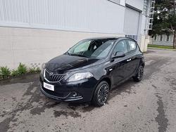 Lancia Ypsilon 1.0 firefly hybrid Gold s&s 70cv