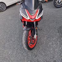 APRILIA TUONO 660