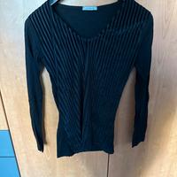 Maglia jadea a coste nera di velluto