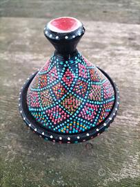 tajine marocchina dipinta a mano