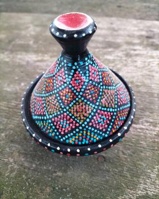 tajine marocchina dipinta a mano