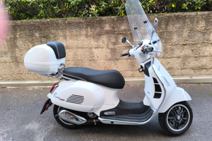 Vespa GTS 300 Super HPE 2024