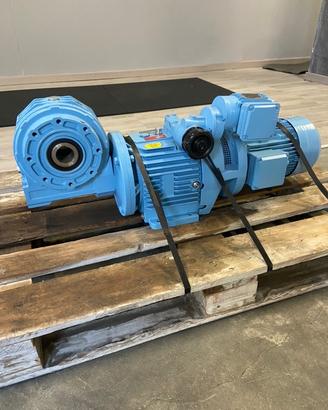 VARIATORE RIDUTTORE VAR-SPE