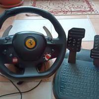 Sterzo con pedali thrustmaster