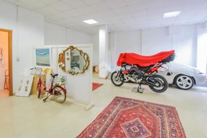 MAGAZZINO A MELEGNANO