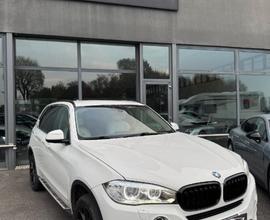 BMW X5 sDrive25d Luxury M Sport