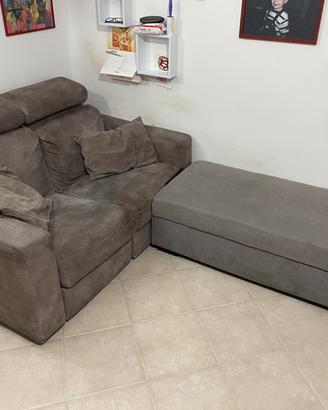 Divano Poltronesofà 2 posti + puff contenitore
