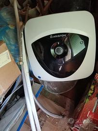 scaldabagno Ariston 
