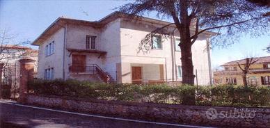 CS104 - Montefollonico edificio residenzia