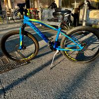 Mountain bike 24" Montana Adverse
