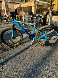 Mountain bike 24" Montana Adverse