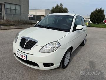 Lancia Ypsilon 1.2 Versus B-met