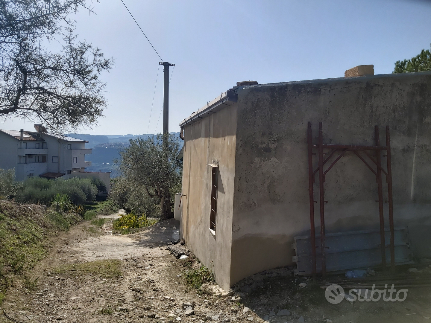 Terreno con piccola casa - Vista 4