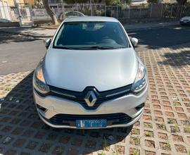 RENAULT Clio 4ª serie - 2017