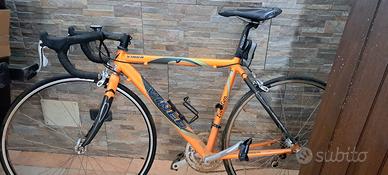 Bici da corsa VINER Evolution – Come nuova