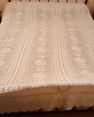 coperta letto matrimoniale fatta a mano 