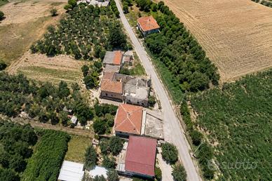 RUSTICO A TOLLO