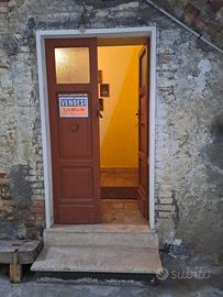 Bilocale indipendente in centro storico