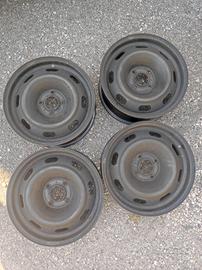 4 cerchi in ferro 15"