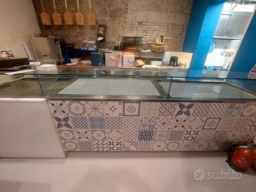 Lotto pizzeria forno bancone friggitrice
