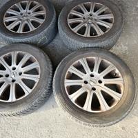 Gomme invernali Nokian 215/55 R16 93H + cerchi