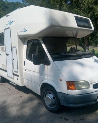 Camper ARK monoscocca vetroresina