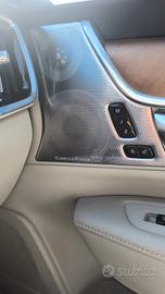 macchina volvo v90 
