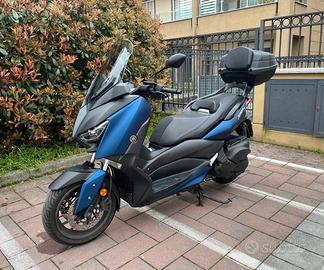 Yamaha X-max 400