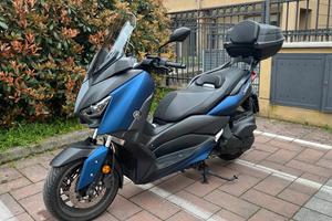 Yamaha X-max 400