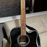 Chitarra acustica elettrificata Cort