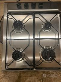 Piano cottura a gas 4 fuochi