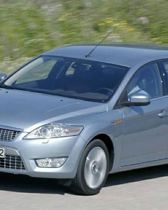 Paraurti anteriore con fendinebbia ford mondeo mk3