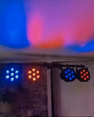 Set 4x Fari Par LED Slim 7x12W RGBW 4-in-1 DMX