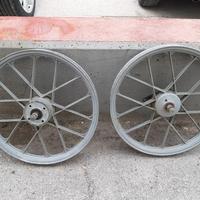 Coppia di cerchi IN LEGA 7 razze Grimeca