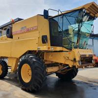 NEW HOLLAND TX34 Mietitrebbie