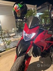 Ducati hypermotard 821